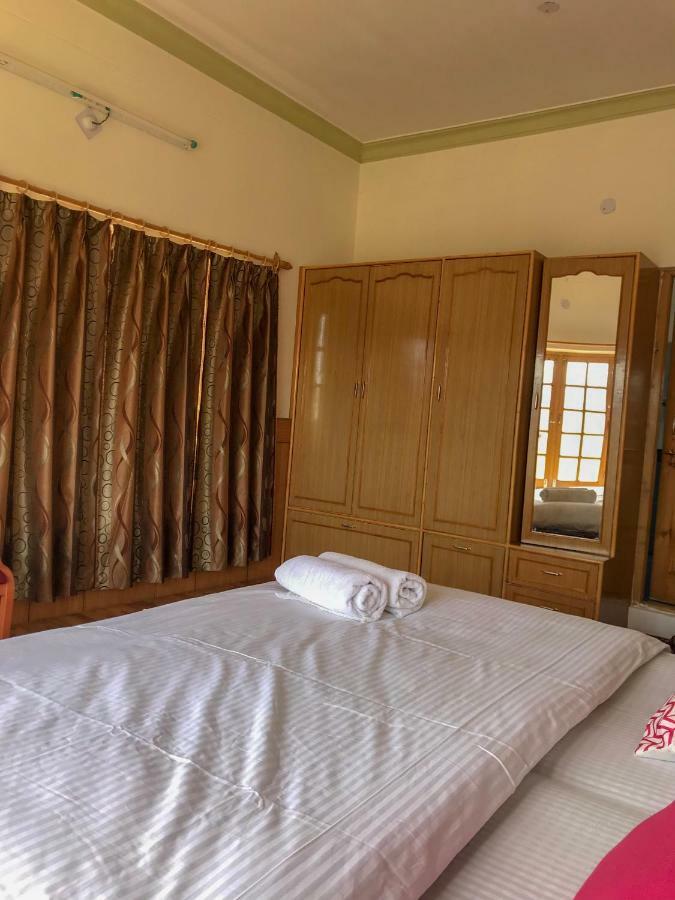 Heschuk Guest House Лех Екстериор снимка